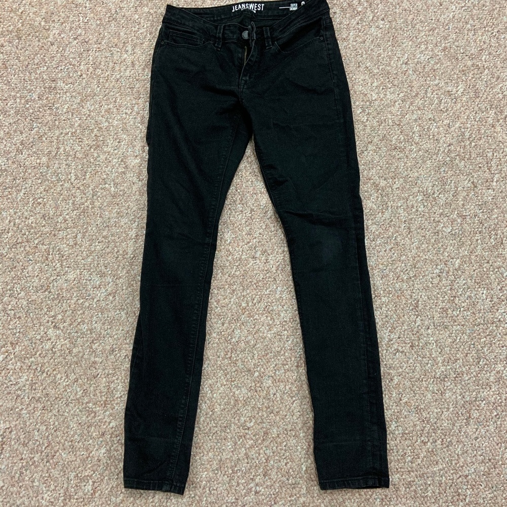 Black Skinny Jeans